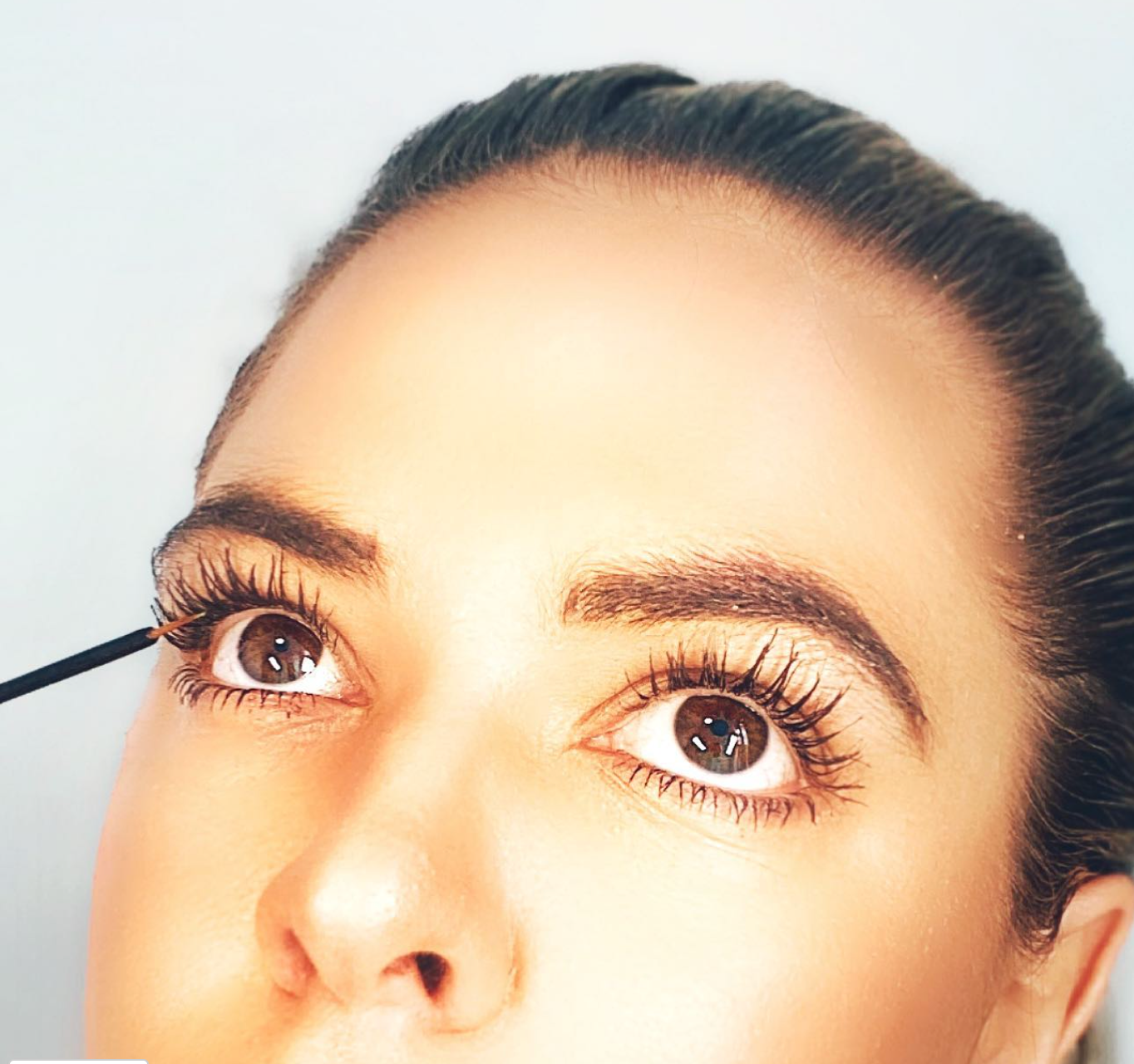 lash serum demonstration, lashd eyelashes, vegan lash growth serum