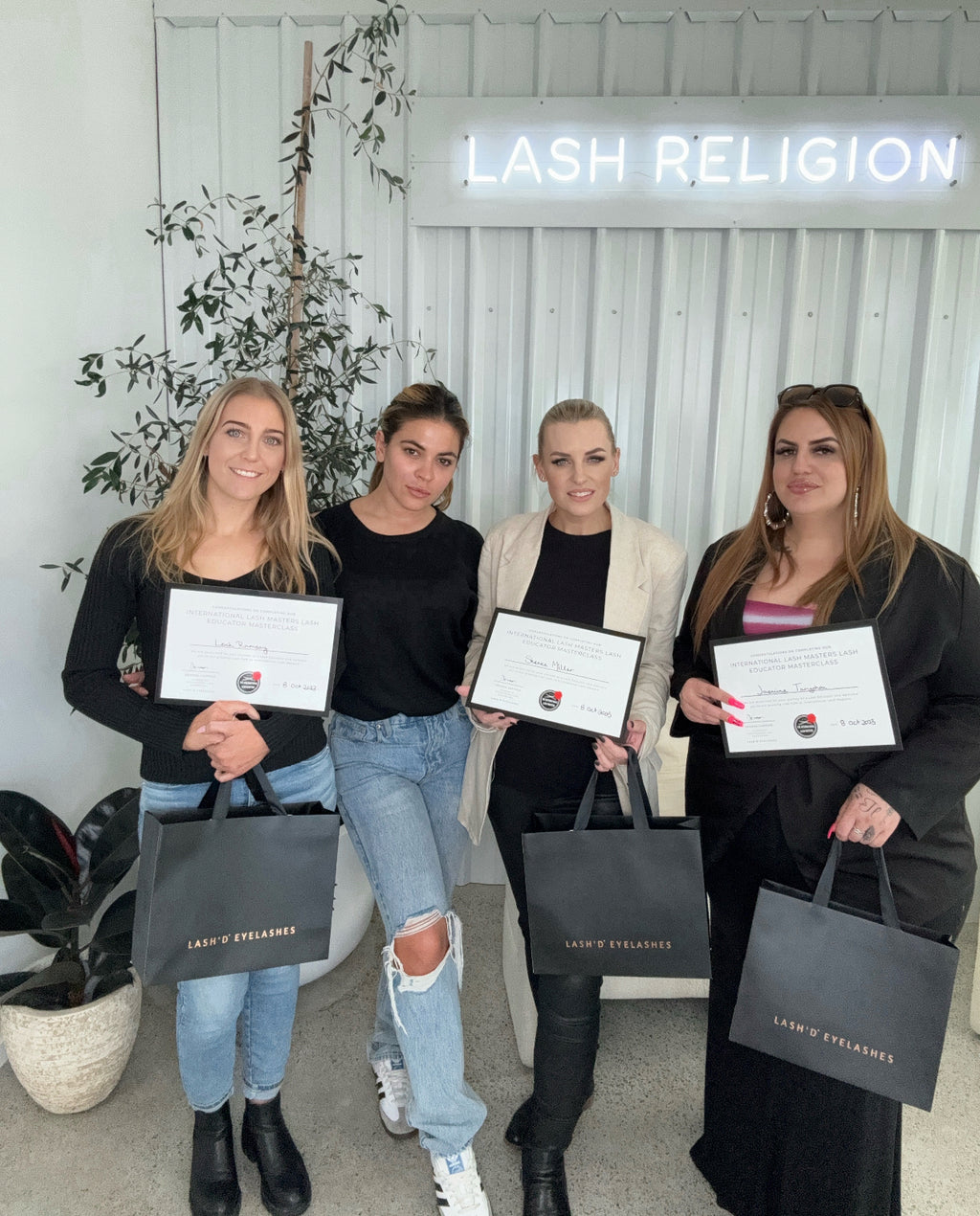 In person Lash Educator Coaching | Create your own Lash Course - Australia Wide