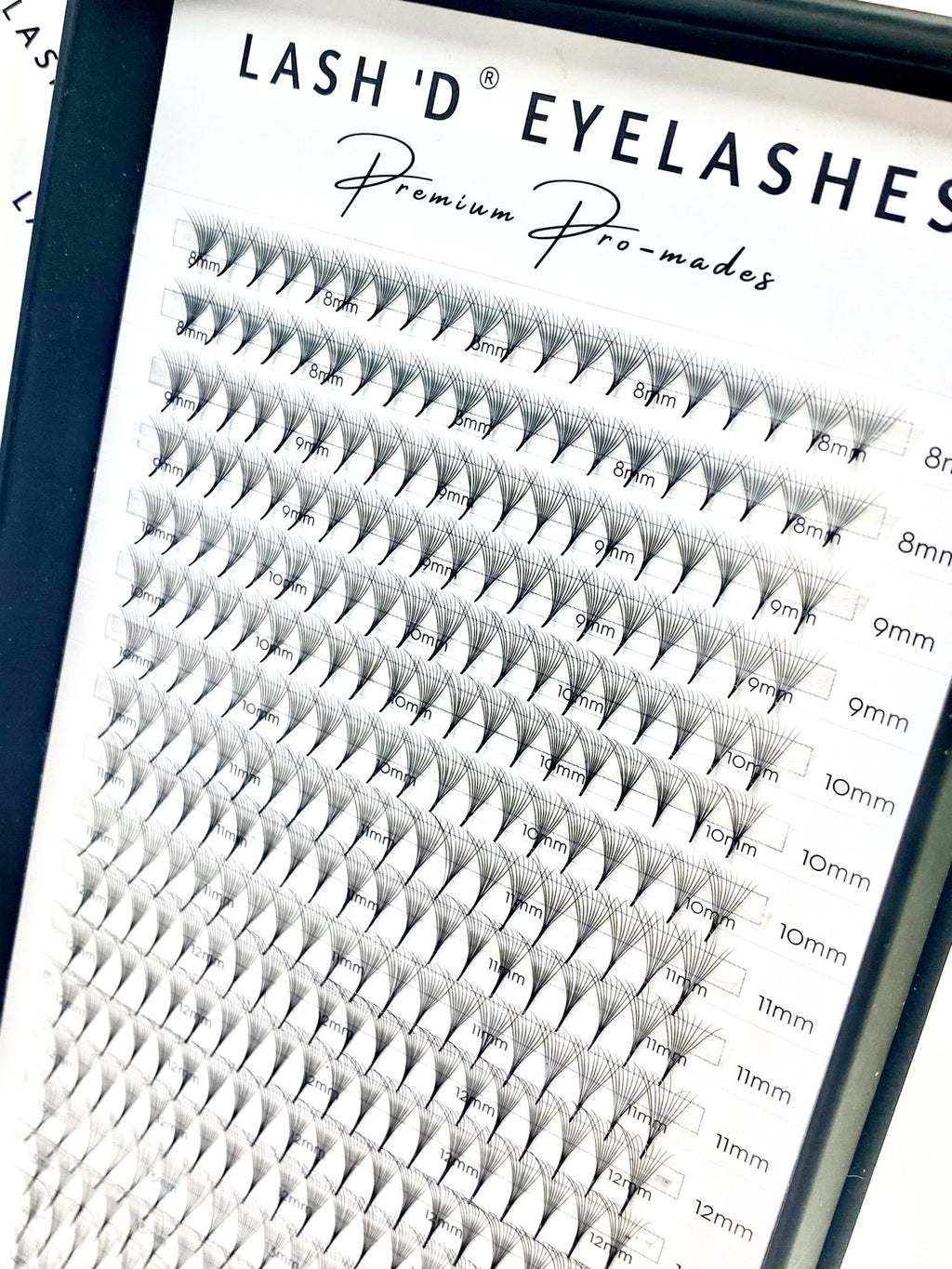 400 Fan Premium Pro-made Volume Lashes - Lash'd Eyelashes